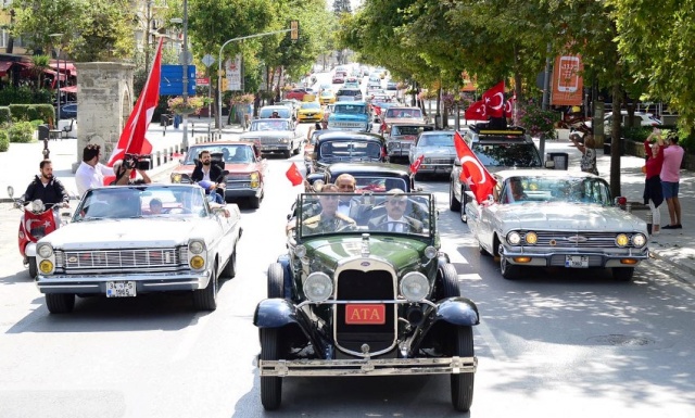 KÖPRÜDE ATATÜRK’LÜ KONVOY
