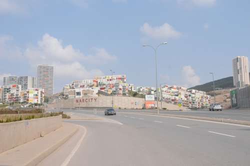 MAHALLE KURULDU AMA OTOBÜS YOK TOKİ KONUTLARI MALTREPE