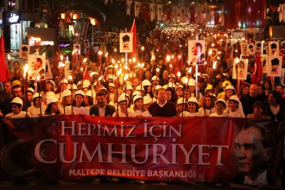 Maltepe Cumhuriyet Bayramı Yürüyüşü 2014