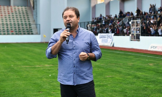 Maltepe'de Ünlü isimler lösemili çocuklar için sahaya çıktı