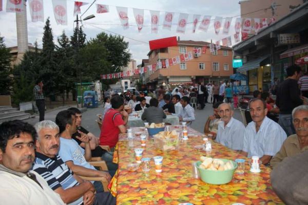MHP ATAŞEHİR YENİSAHRA, BARBAROS MAHALLESİ İFTAR YEMEĞİ