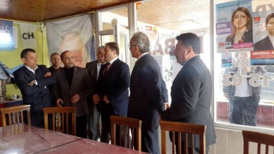 Murat Karayalçın, Kurşunlanan Mahalle Temsilciliğini ziyaret etti