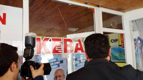 Murat Karayalçın, Kurşunlanan Mahalle Temsilciliğini ziyaret etti