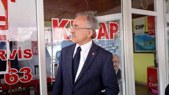 Murat Karayalçın, Kurşunlanan Mahalle Temsilciliğini ziyaret etti