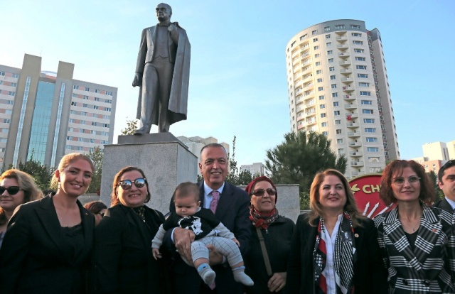 Mustafa Kemal Atatürk Ataşehir'de törenlerle Anıldı
