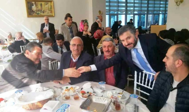 Ataşehir'de Rizeliler İsmail Erdem'le Buluştu