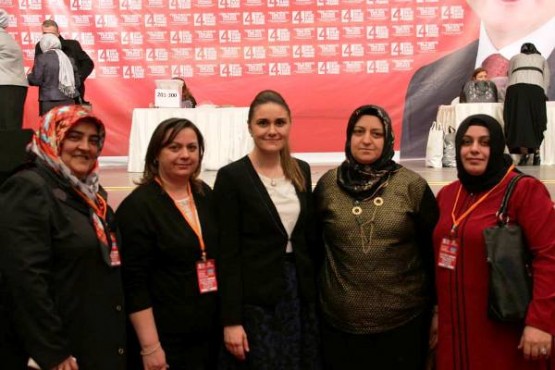 Neslihan Yurdagüll, Ak Parti Ataşehir Kadın Koları Başkanı Oldu