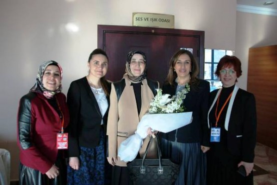 Neslihan Yurdagüll, Ak Parti Ataşehir Kadın Koları Başkanı Oldu