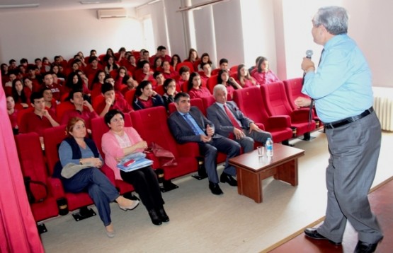 OKUYAN TOPLUM, FERHAT ÖZEN, HABİRE YAHŞİ LİSESİ