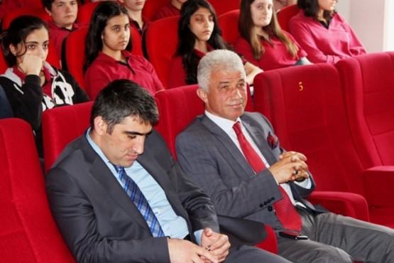 OKUYAN TOPLUM, FERHAT ÖZEN, HABİRE YAHŞİ LİSESİ