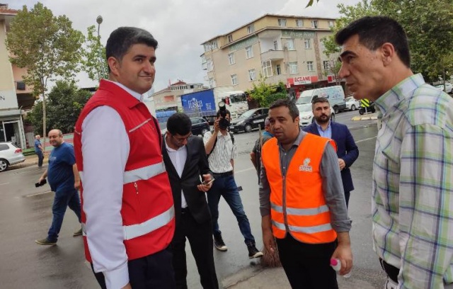 TEMİZLİK VE BAKIM ÇALIŞMALARININ YENİ DURAĞI BARBAROS MAHALLESİ OLDU
