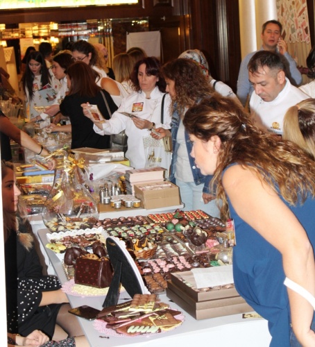 DÜNYANIN EN İYİ PASTACILARI İSTANBUL'DA YARIŞACAK