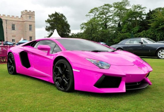 Pembe Lux Otomobiller 2015