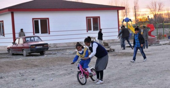 Pendik'ten Van'a 23 Nisan Bisiklet
