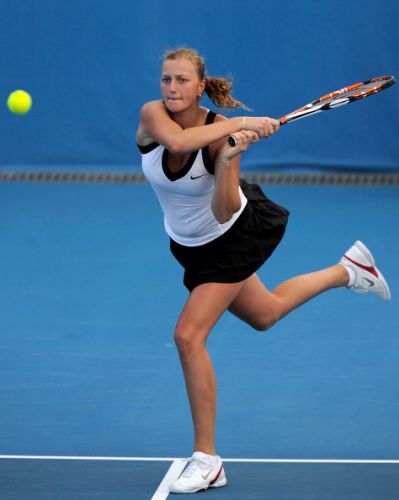 PETRA  KİVİTOVA