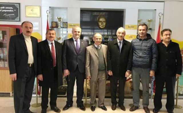 ATAŞEHR'Lİ ÖĞRENCİLERİN BAŞARISI; “ MEDUSA’NIN GİZEMİ”