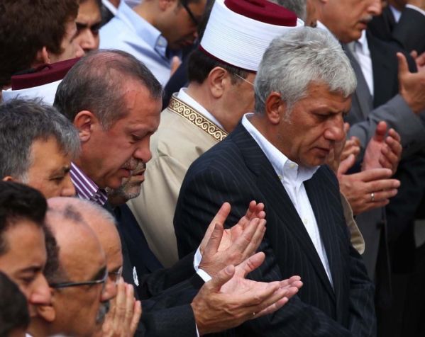 TENZİLE ERDOĞAN'IN CENAZE FOTOLARI