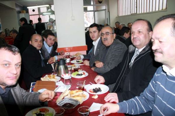 ÇÖREKCİLER KÖYÜ DERNEK KAHVALTI