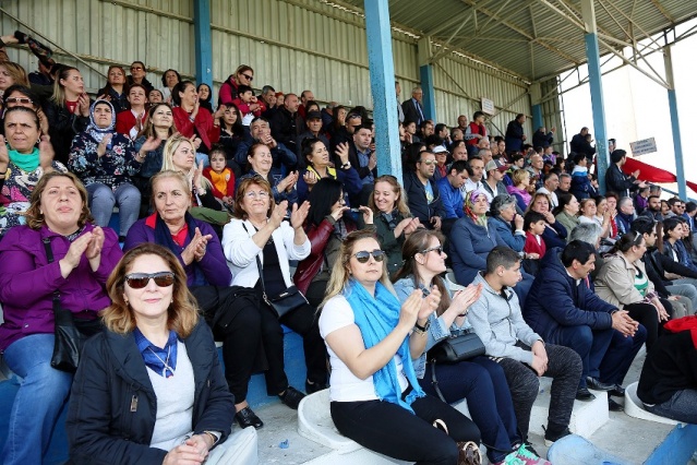 Ataşehir Bayan Futbol Takımı Şampiyon Oldu 2018