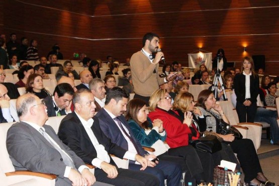 Sosyal Dönüşüm Vakfı Girşimi, Gamze İlgezdi