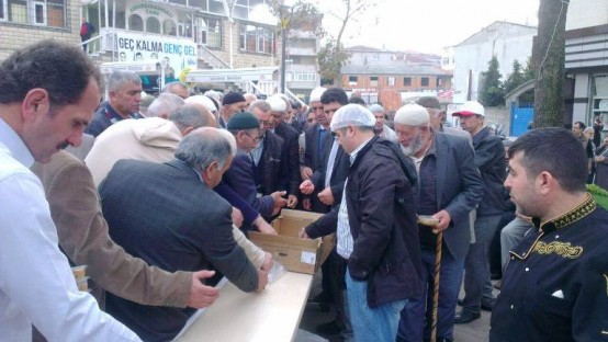 Sultanbeyli Çankırılılar Derneği Aşure Dağıtımı 2014