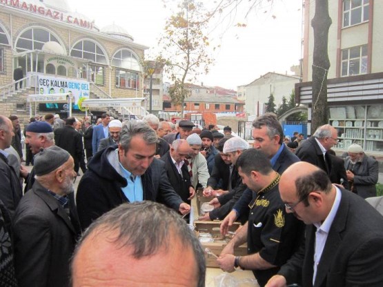 Sultanbeyli Çankırılılar Derneği Aşure Dağıtımı 2014