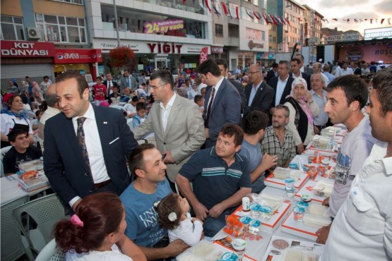 SULTANBEYLİ İFTAR, EGEMEN BAĞIŞ 2012