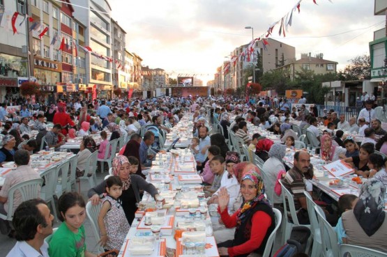 SULTANBEYLİ İFTAR, EGEMEN BAĞIŞ 2012