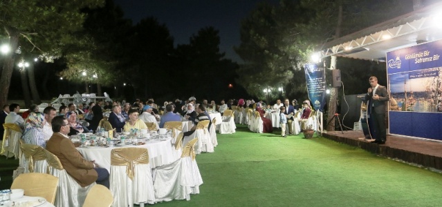 Sultanbeyli Şehit Aileleri ve Gazilerle İftarda Buluştu