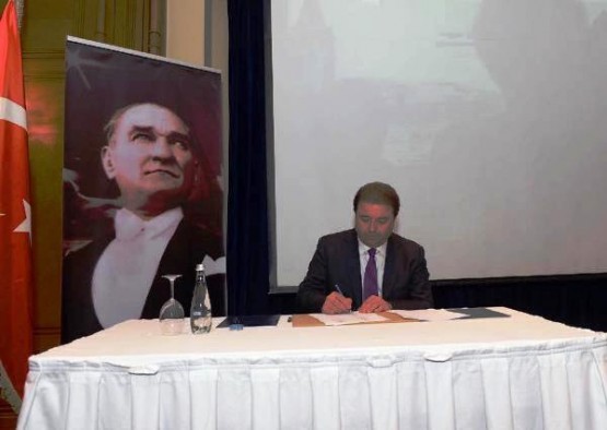 İstanbul'da CHP'li Belediyeler Ortak Protokol İmzaladı