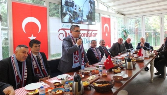 ATAŞEHİR TRABZONLULAR DERNEĞİ İSMAİL ERDEM’İ AĞIRLADI