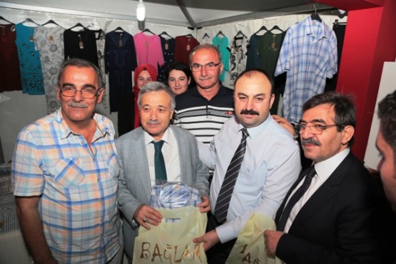 İDRİS GÜLLÜCE, ÜMRANİYE MEYDAN’INI GEZDİ