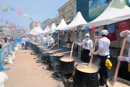 Ümraniye Kasatamonulular Keşkek Şöleni