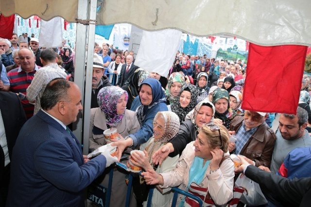 Ümraniye Meydanında Kastamonululardan Keşkek Şöleni