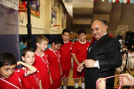 Ümraniye Yas Kuran Kursu Ödül Töreni