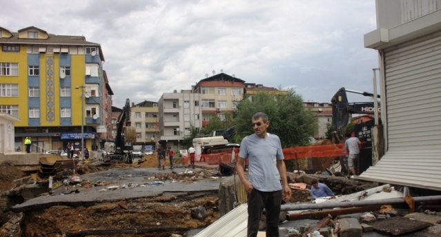 Ataşehir, Yenisahra, Ali Fuat Cebesoy Köprüsü Sel Baskını Fotoları 18 Temmuz 2017