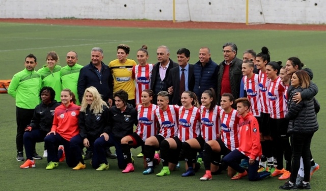 Ataşehir Belediyesi Bayan Futbol Takımı 2017