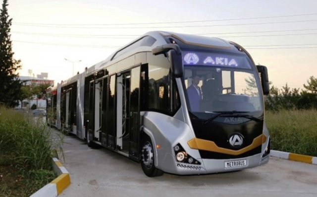 Türkiye'nin ilk yerli metrobüsü Akia