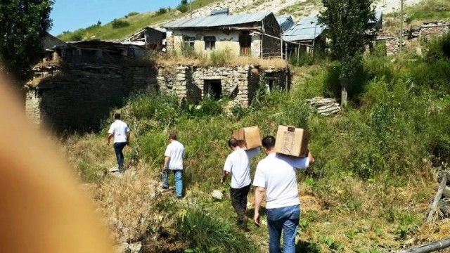 Zara Gençlik Platformu Erzak dağıtımı 2015