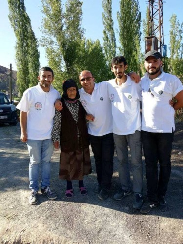 Zara Gençlik Platformu Erzak dağıtımı 2015