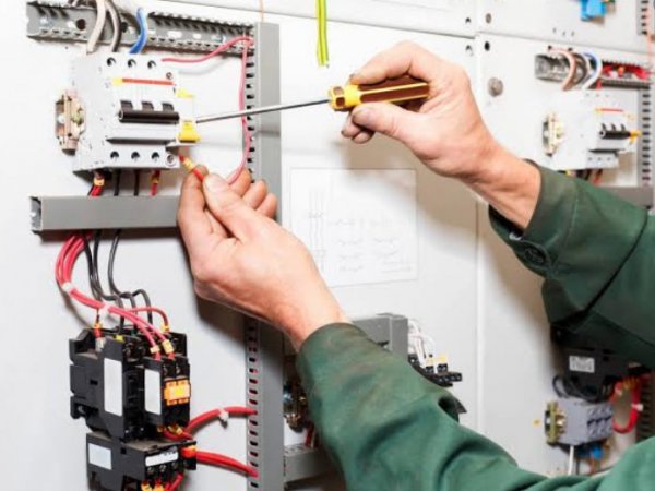 KONAY Konya elektrikçi elektrik tamircisi