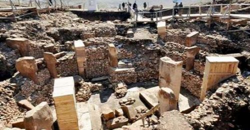 Göbeklitepe'de 11 bin yıllık heykel çalndı  kameralı önlem arttı