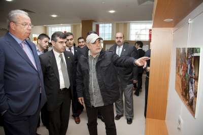 40 ÜLKE 40 AİLE” FOTOĞRAF SERGİSİ