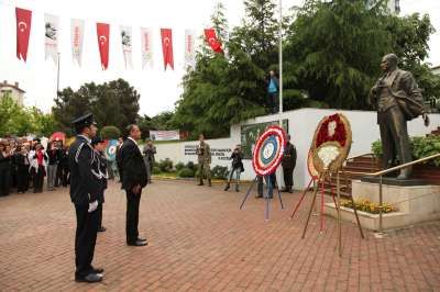 Ataşehir’de 19 Mayıs törenleri renkli görüntülere sahne oldu…