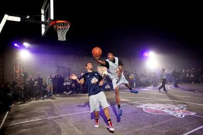 SOKAK BASKETBOLU KRALINI ARIYOR!