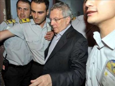Fenerbahçe Başkanı Aziz Yıldırım hakim karşısında
