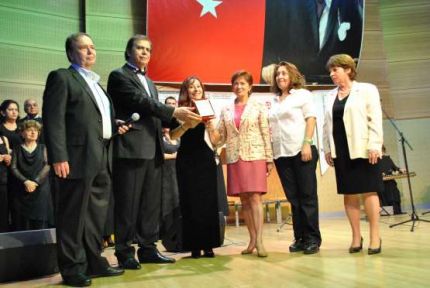 2012 YILI'nın SEVİLEN 10 TÜRK SANAT MÜZİĞİ KOROSU BELLİ OLDU