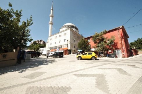 Beykoz’un Meydanlarında Yenileme Çalışmaları Başladı