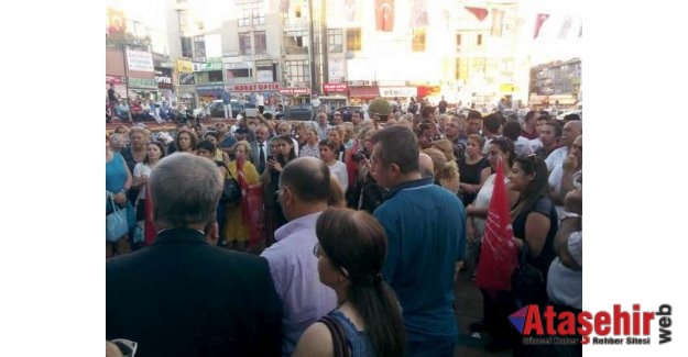 Barış bir annenin gülümseyişidir