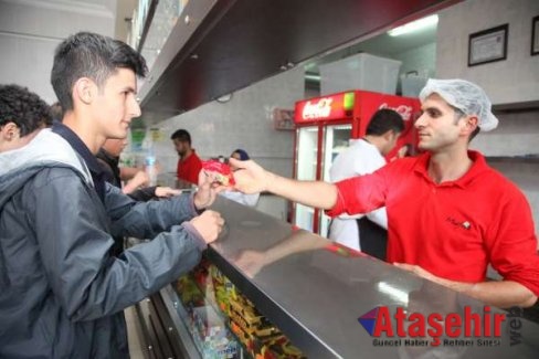 Sultanbeyli'de Okul Kantinlerine Sıkı Denetim